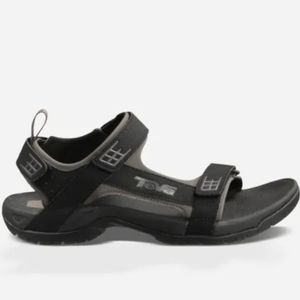 Teva Minam Sandals size 9